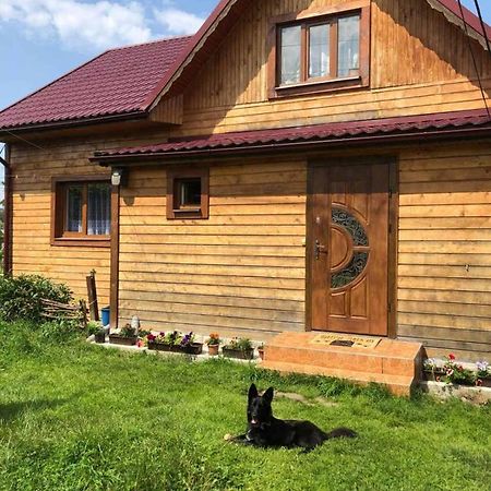 Vila House Mold Lazeščyna Exteriér fotografie