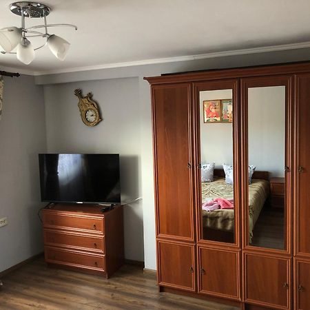 Vila House Mold Lazeščyna Exteriér fotografie